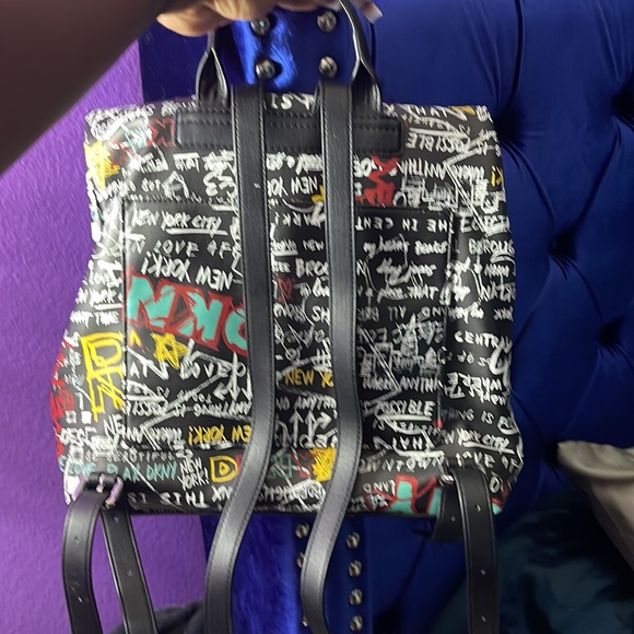 DKNY ? Graffiti Handbag